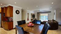 Dining Room - 19 square meters of property in Greenstone Hill