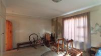 Bed Room 3 - 19 square meters of property in Bosmont