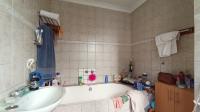 Bathroom 1 - 12 square meters of property in Bosmont