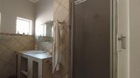 Bathroom 1 - 15 square meters of property in Savoy Estate 