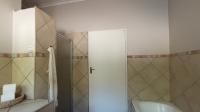 Bathroom 1 - 15 square meters of property in Savoy Estate 