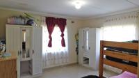 Bed Room 2 - 18 square meters of property in Howick