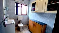 Bathroom 1 - 5 square meters of property in Highbury