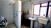 Main Bathroom - 9 square meters of property in Highbury