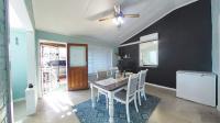 Dining Room - 16 square meters of property in Newlands East