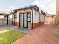 2 Bedroom 1 Bathroom House for Sale for sale in Alberton