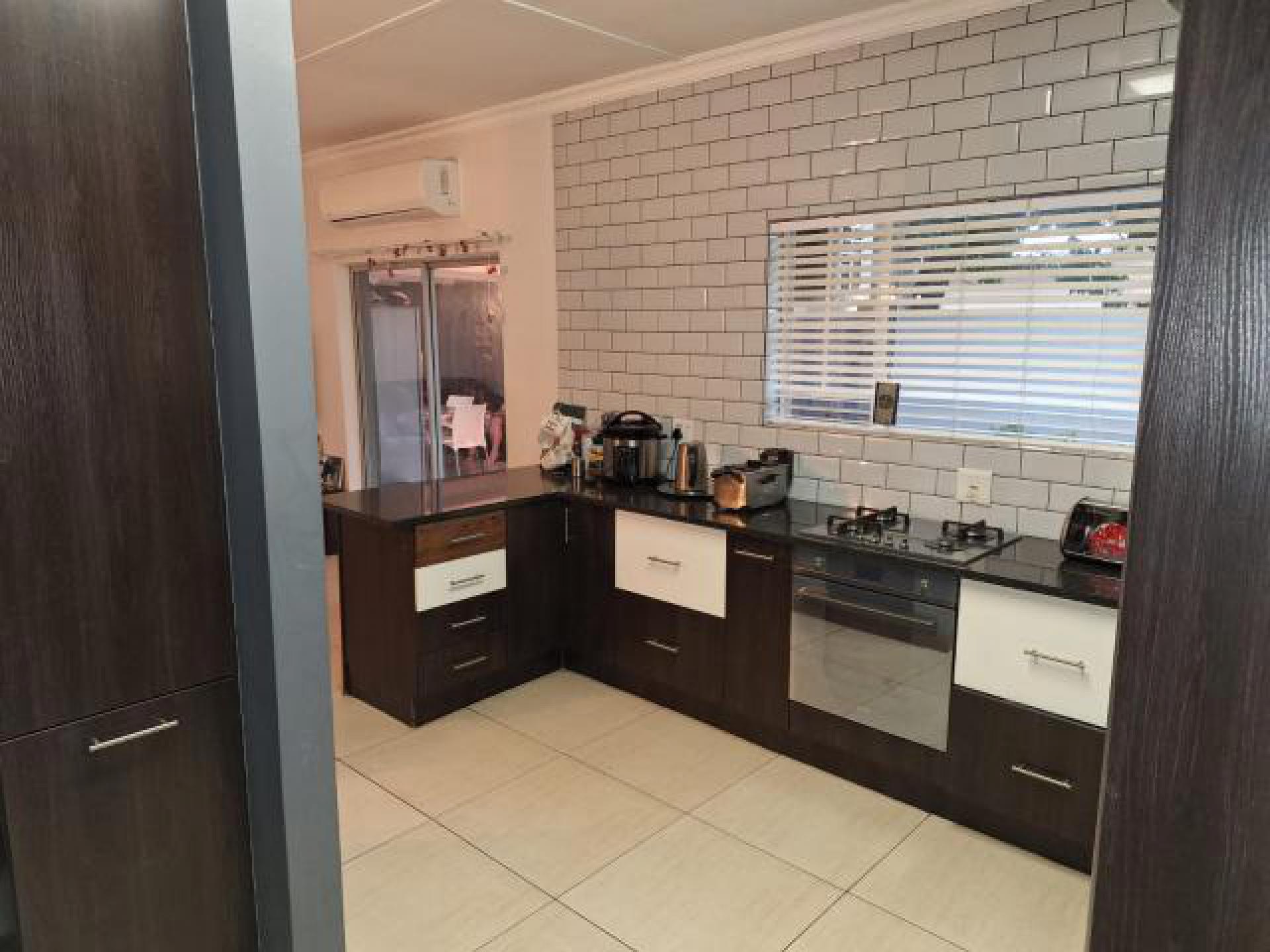 Kitchen of property in Dan Pienaar