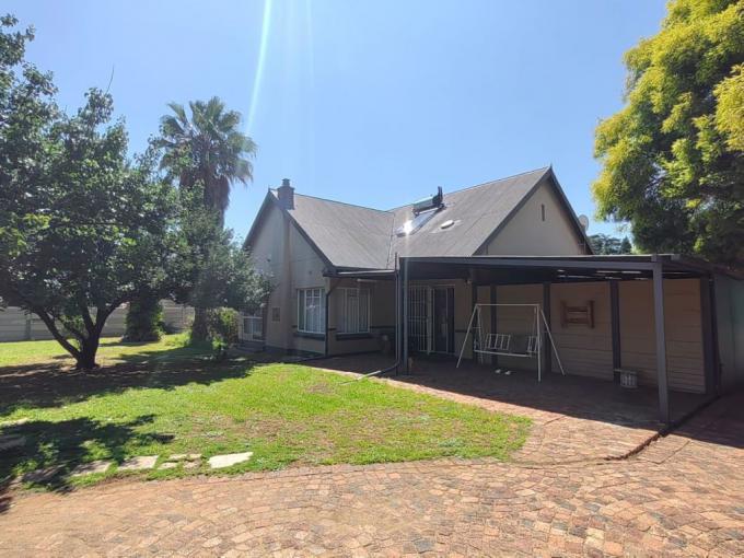 2 Bedroom House for Sale For Sale in Parys - MR617654