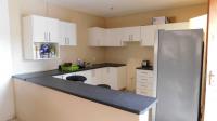 Kitchen - 23 square meters of property in Memorial Park 