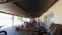 Patio - 152 square meters of property in Doringkloof