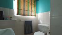 Bathroom 2 - 4 square meters of property in Lone Hill