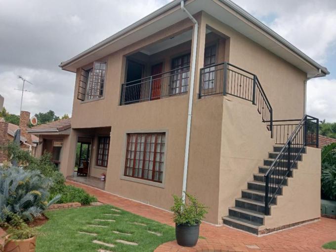 10 Bedroom Guest House for Sale For Sale in Zwartkop - MR618