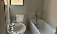 Bathroom 1 of property in Brakpan