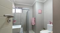 Bathroom 1 - 5 square meters of property in Erand Gardens