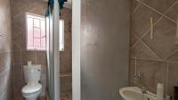 Main Bathroom - 4 square meters of property in Terenure