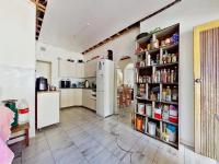 Kitchen of property in Flamwood