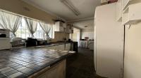 Kitchen - 29 square meters of property in Strydompark