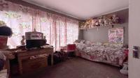 Bed Room 2 - 13 square meters of property in Strydompark