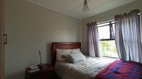 Bed Room 1 - 9 square meters of property in Linbro Park A.H.