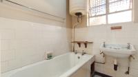 Bathroom 1 - 6 square meters of property in Bulwer (Dbn)