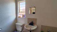 Bathroom 1 - 5 square meters of property in Salfin