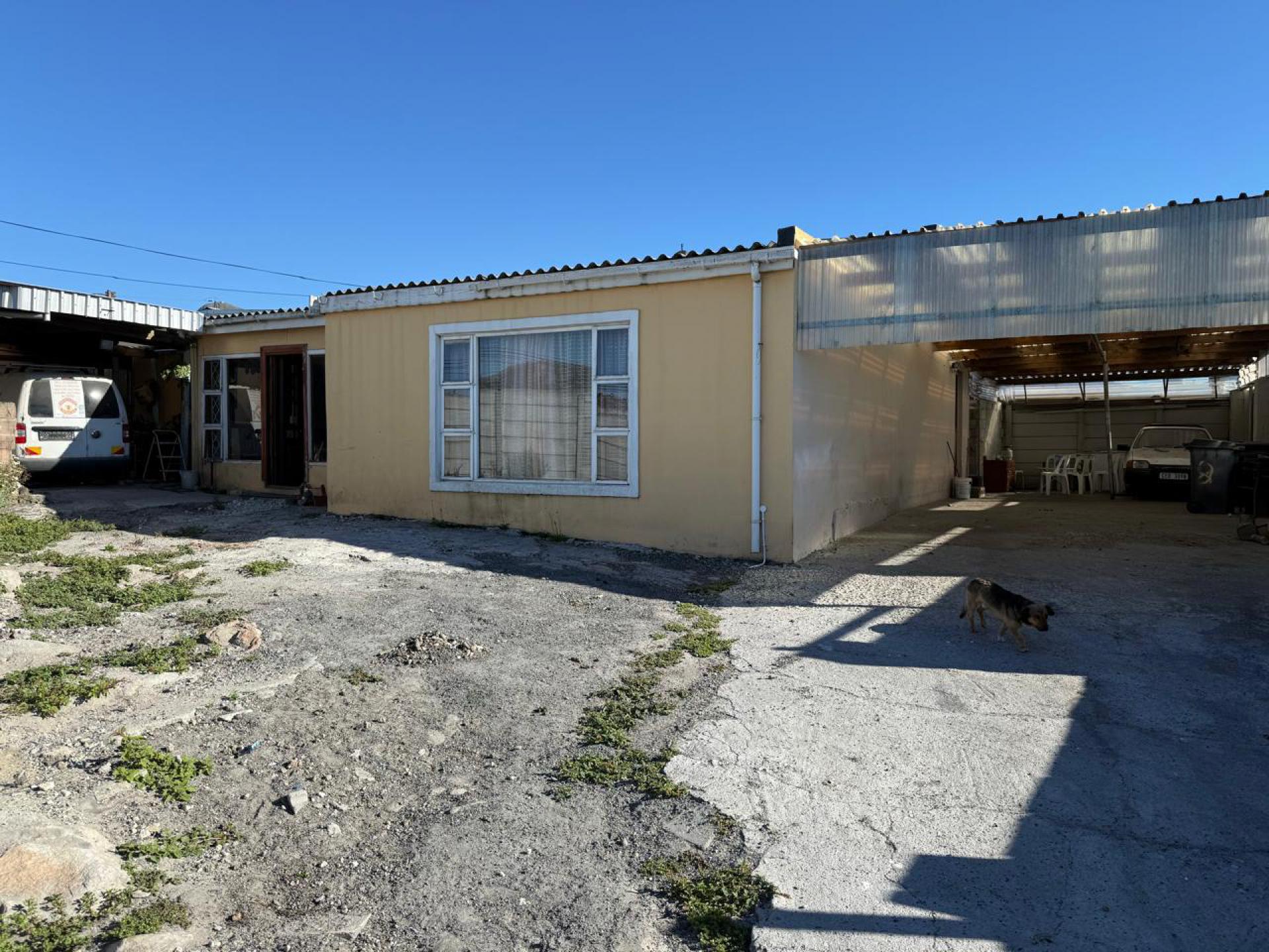 Front View of property in Grabouw