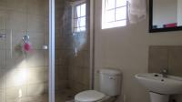 Main Bathroom - 5 square meters of property in Sky City