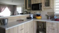 Kitchen - 9 square meters of property in Sky City