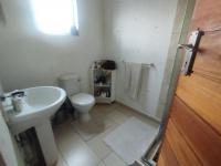 Bathroom 1 of property in Buccleuch