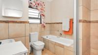 Bathroom 1 - 8 square meters of property in Sunninghill