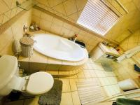 Main Bathroom - 9 square meters of property in Noordhang