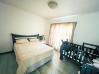 Bed Room 1 - 16 square meters of property in Noordhang