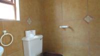 Guest Toilet - 3 square meters of property in Noordhang