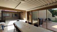 Patio - 36 square meters of property in Florida Hills