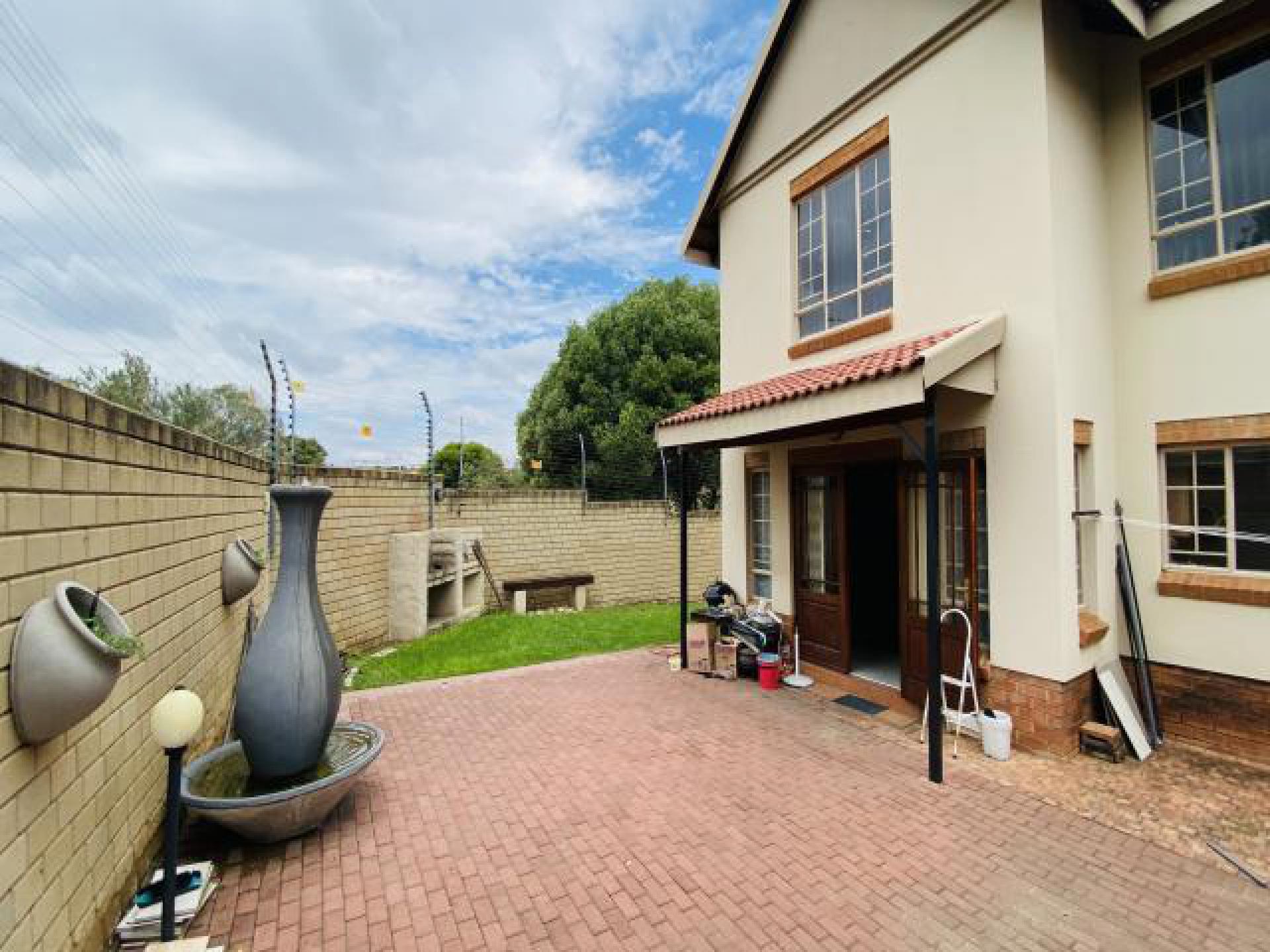 Front View of property in Brooklands Lifestyle Estate