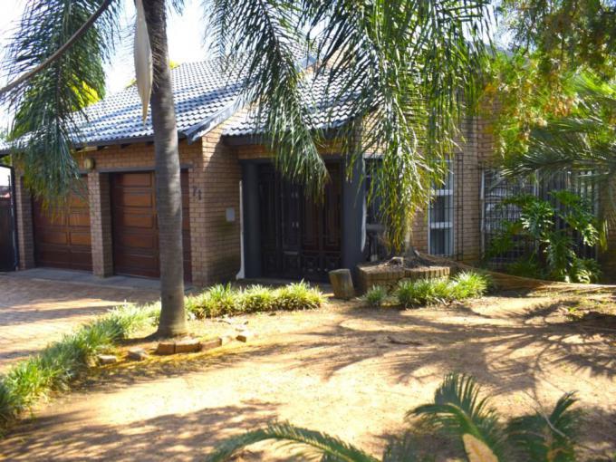 4 Bedroom House for Sale For Sale in Boksburg - MR620240