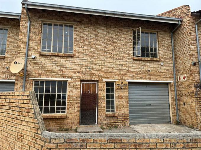 3 Bedroom Simplex to Rent in Rustenburg - Property to rent - MR620859