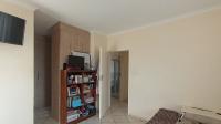 Main Bedroom - 20 square meters of property in Blue Hills