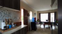 Kitchen - 10 square meters of property in Blue Hills
