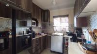 Kitchen - 10 square meters of property in Blue Hills