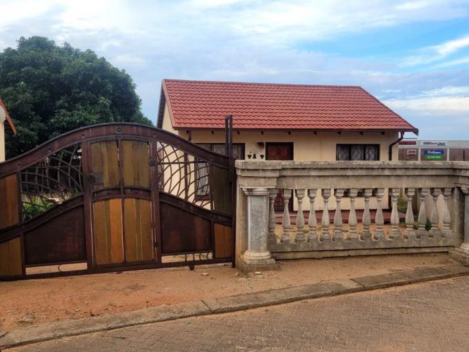 2 Bedroom House for Sale For Sale in Tlhabane West - MR621189