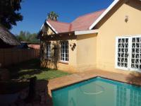 4 Bedroom 2 Bathroom Simplex for Sale for sale in Geelhoutpark