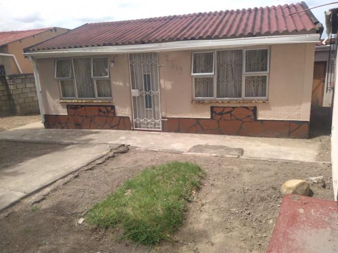 6 Bedroom House for Sale For Sale in Mdantsane - MR621454