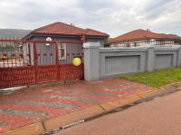 2 Bedroom 1 Bathroom House for Sale for sale in Kirkney