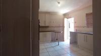 Kitchen - 15 square meters of property in Soshanguve