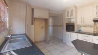 Kitchen - 15 square meters of property in Soshanguve