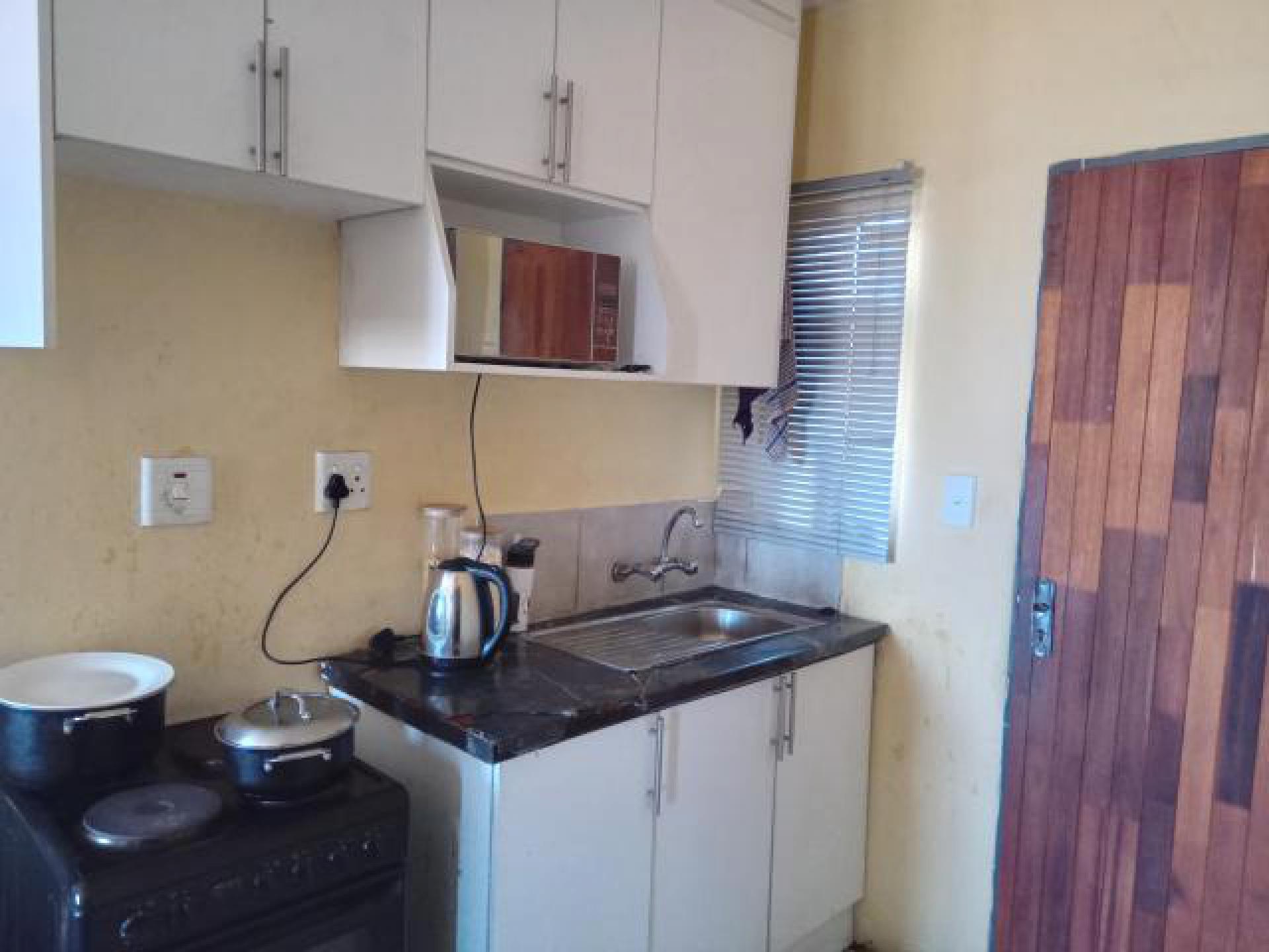 Kitchen of property in Jabulani