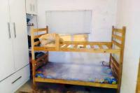 Bed Room 1 of property in Louwville