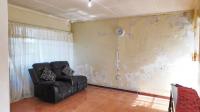 Lounges - 20 square meters of property in Bellair - DBN