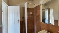 Bathroom 1 - 5 square meters of property in Riviera JHB